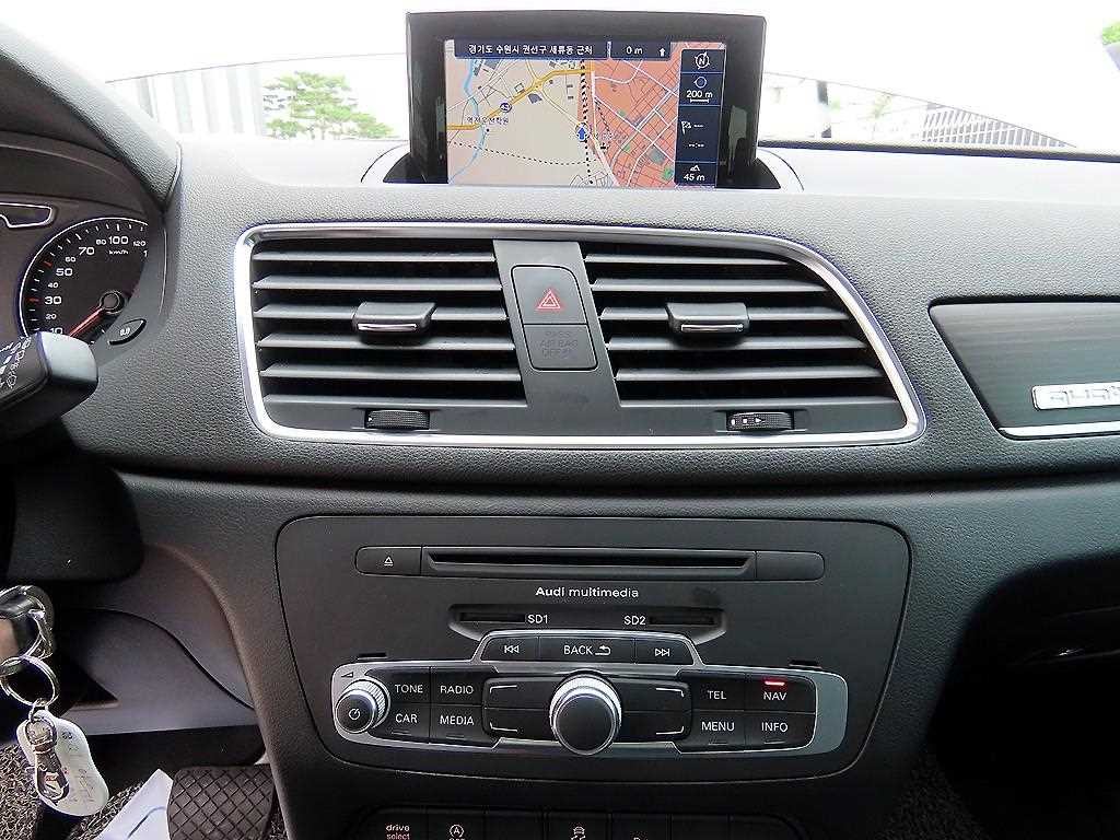 아우디 Q3 2.0 TDI 콰트로 다이나믹 이미지 13