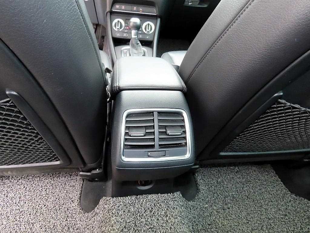 아우디 Q3 2.0 TDI 콰트로 다이나믹 이미지 15