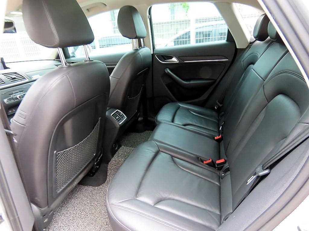 아우디 Q3 2.0 TDI 콰트로 다이나믹 이미지 6