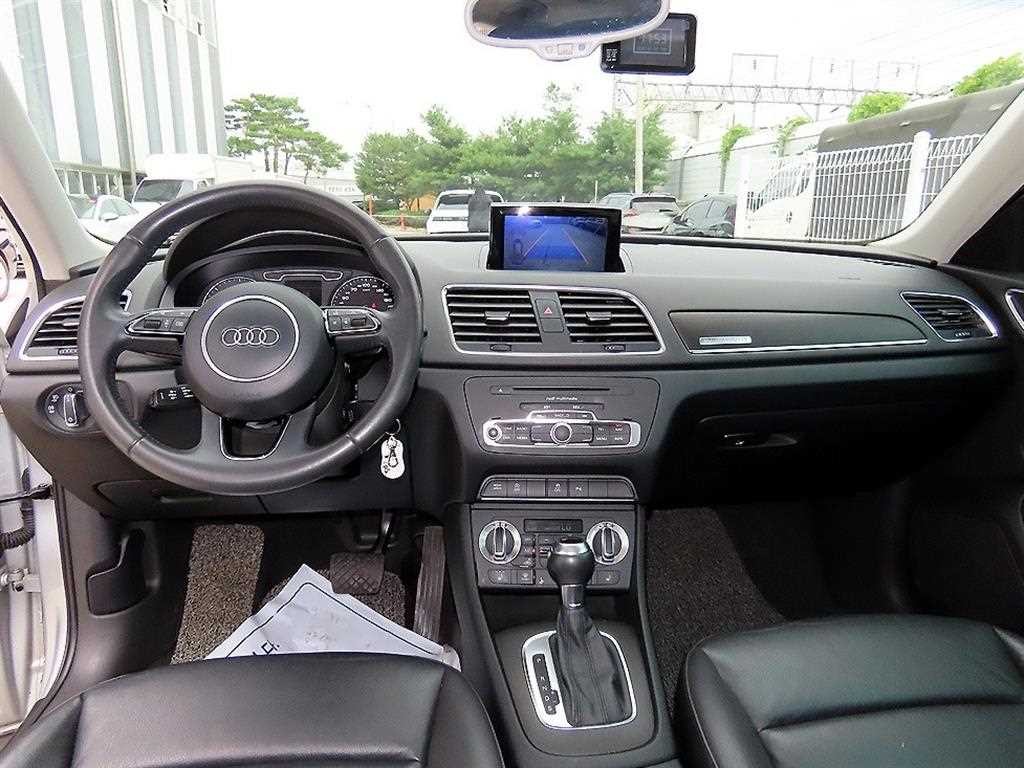 아우디 Q3 2.0 TDI 콰트로 다이나믹 이미지 7