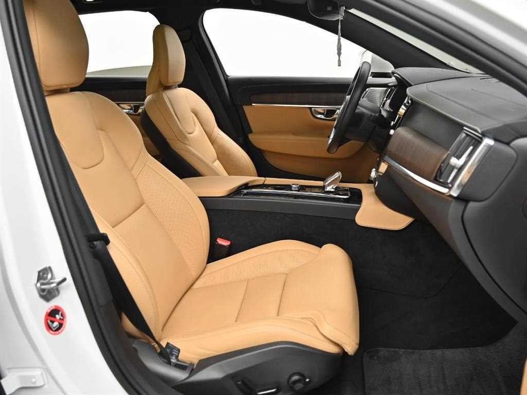 볼보 S90 B5 인스크립션 이미지 1