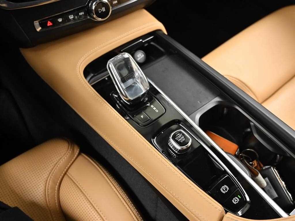 볼보 S90 B5 인스크립션 이미지 10
