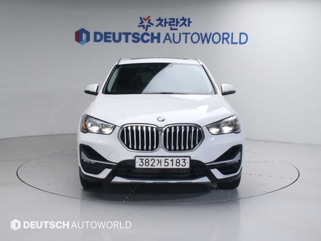 BMW X1 X1 (F48) xDrive 20i xLine 스페셜에디션 이미지 4