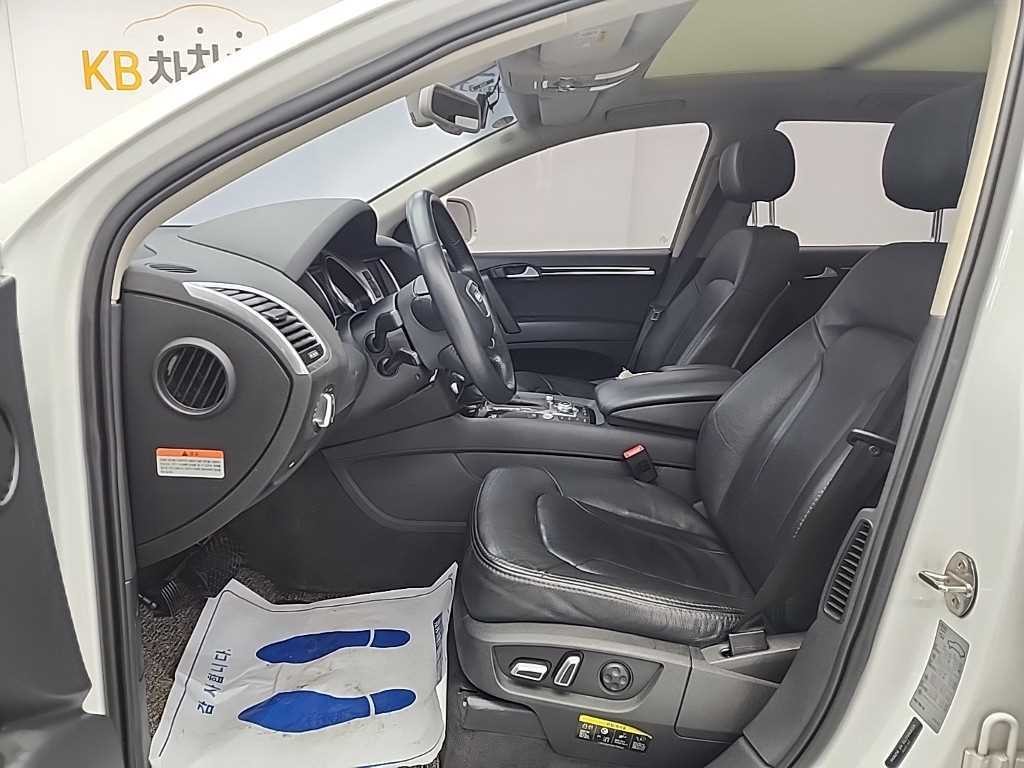 아우디 Q7 35 TDI 콰트로 이미지 11