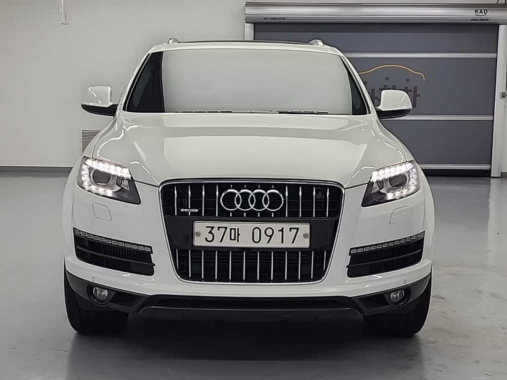 아우디 Q7 35 TDI 콰트로 이미지 2