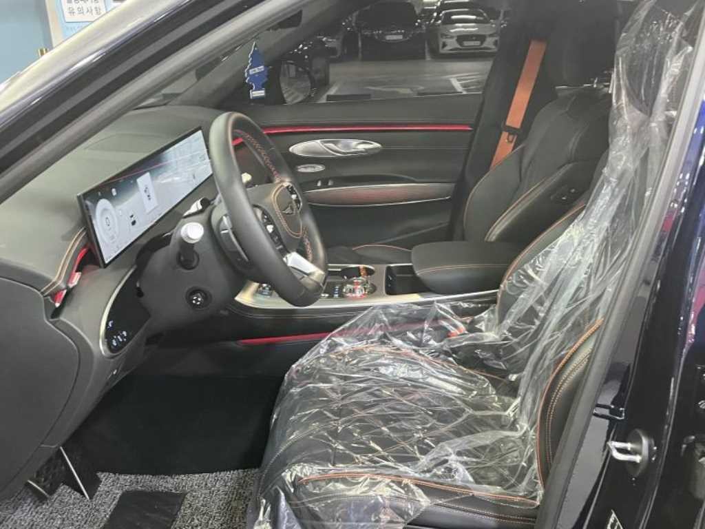 제네시스 GV70 2.5T 가솔린 AWD 스포츠 이미지 15