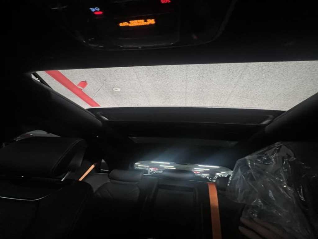 제네시스 GV70 2.5T 가솔린 AWD 스포츠 이미지 18