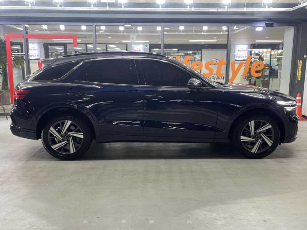 제네시스 GV70 2.5T 가솔린 AWD 스포츠 이미지 3