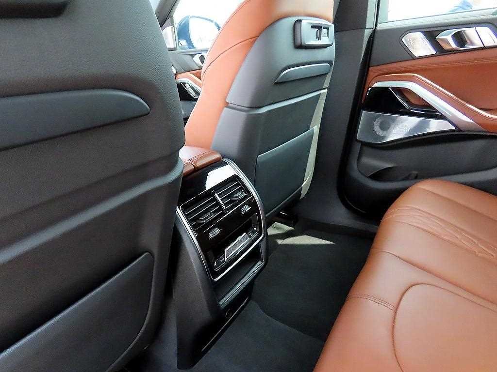 BMW X6 X6 (G06) xDrive 40d M 스포츠 온라인 익스클루시브 이미지 14