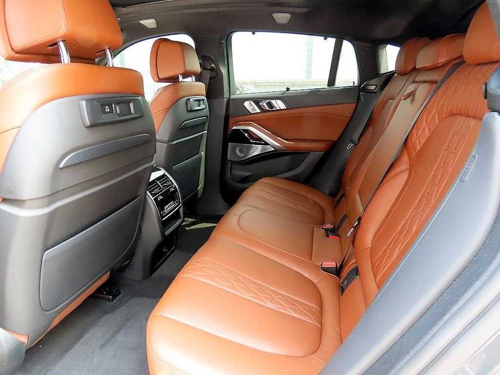 BMW X6 X6 (G06) xDrive 40d M 스포츠 온라인 익스클루시브 이미지 6