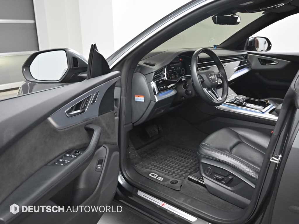 아우디 Q8 45 TDI 콰트로 프리미엄 이미지 11