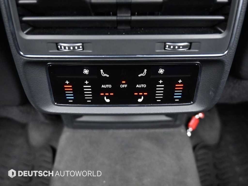 아우디 Q8 45 TDI 콰트로 프리미엄 이미지 16