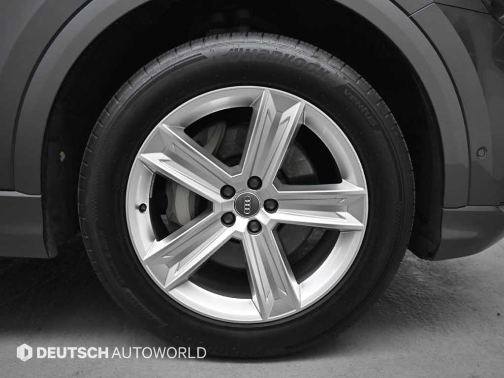 아우디 Q8 45 TDI 콰트로 프리미엄 이미지 5