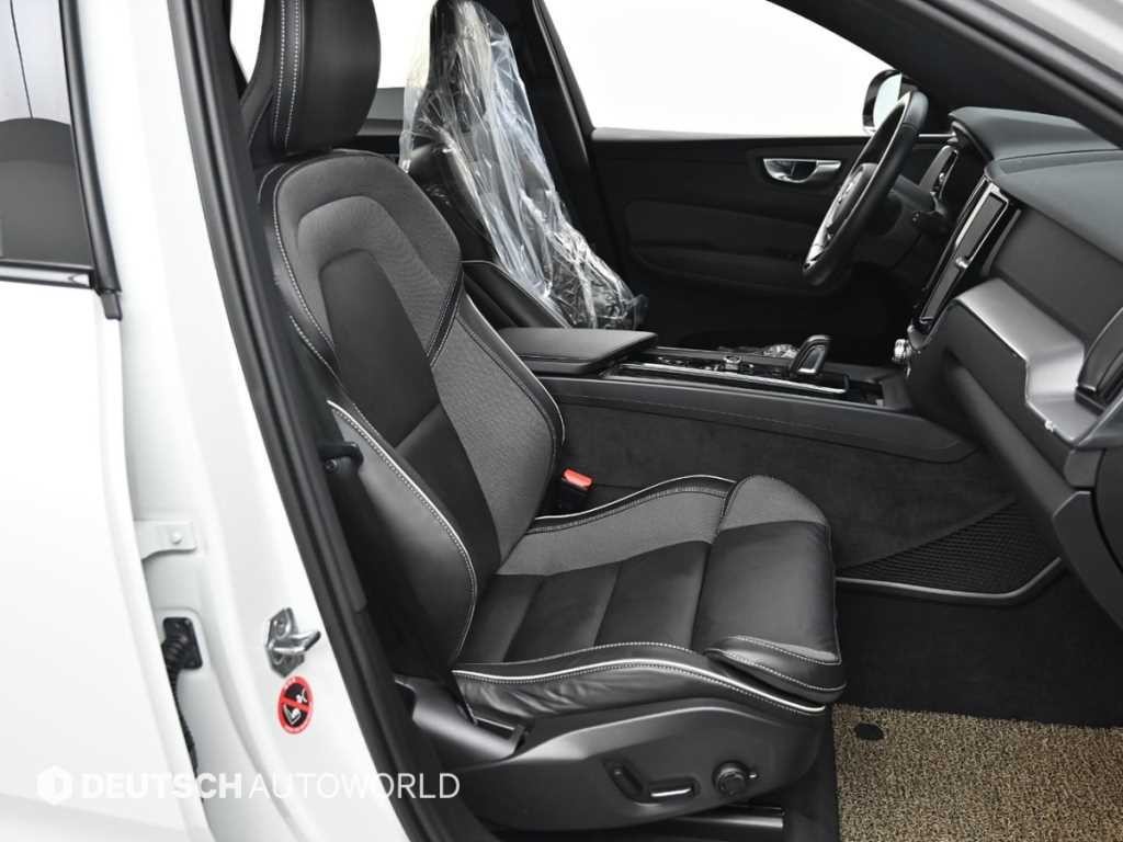 볼보 XC60 XC60(2세대) T8 AWD R-디자인 이미지 10