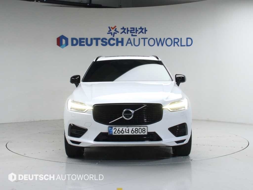 볼보 XC60 XC60(2세대) T8 AWD R-디자인 이미지 3