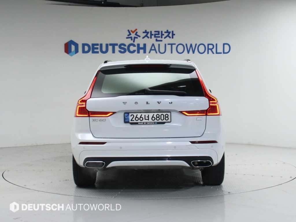 볼보 XC60 XC60(2세대) T8 AWD R-디자인 이미지 4