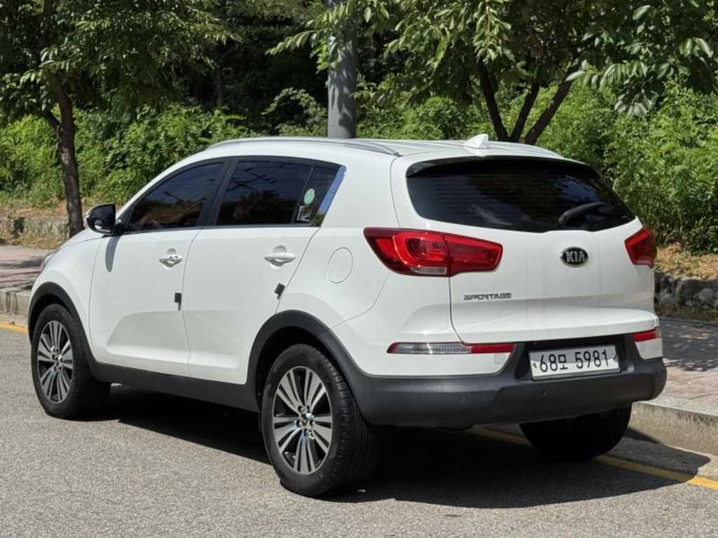 기아 스포티지 더 뉴 스포티지 R 디젤 2WD 트렌디 이미지 4