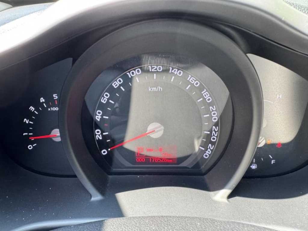 기아 스포티지 더 뉴 스포티지 R 디젤 2WD 트렌디 이미지 8