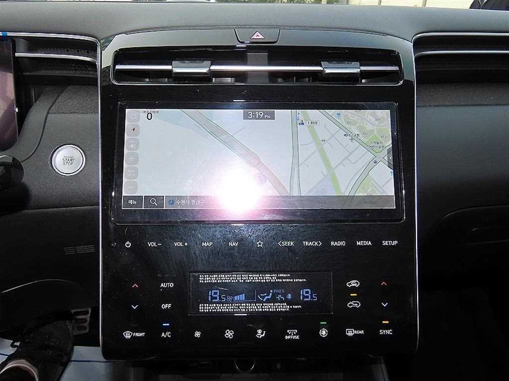 현대 투싼 투싼 (NX4) 가솔린 1.6 터보 2WD 인스퍼레이션 이미지 13