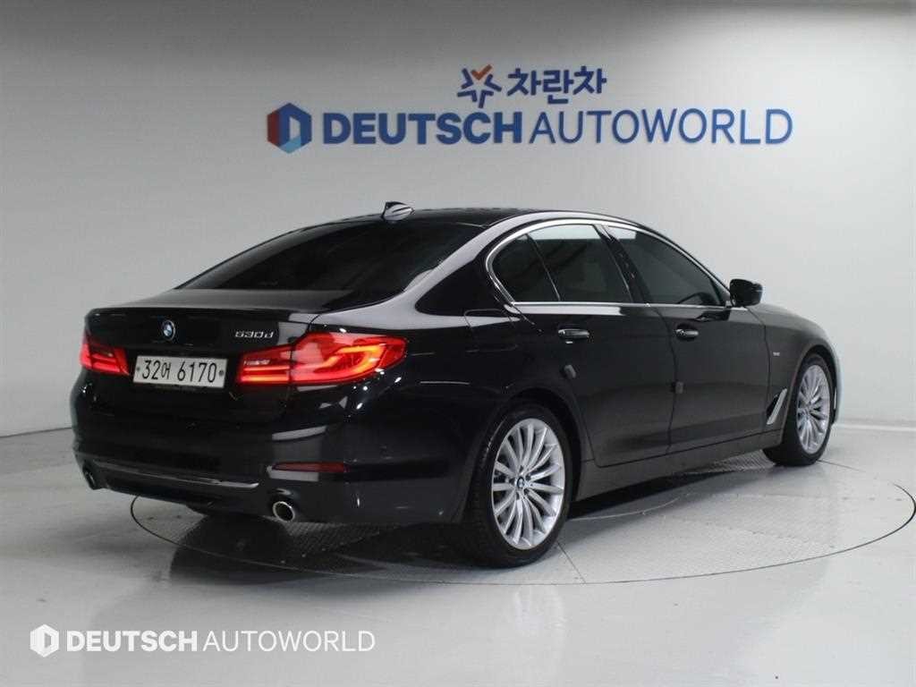 BMW 5시리즈 5시리즈 (G30) 530d 럭셔리 플러스 이미지 2