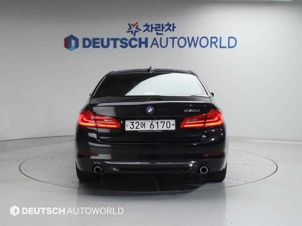BMW 5시리즈 5시리즈 (G30) 530d 럭셔리 플러스 이미지 4