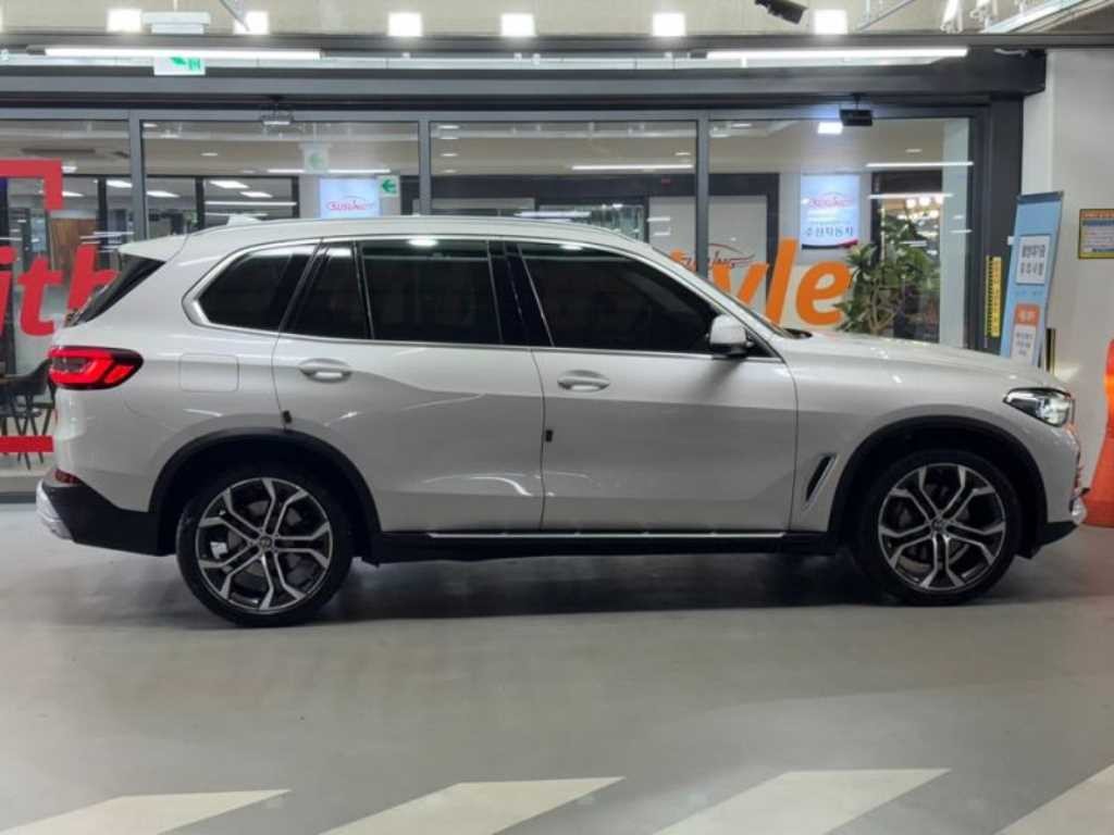BMW X5 X5 (G05) xDrive 40i xLine 이미지 3