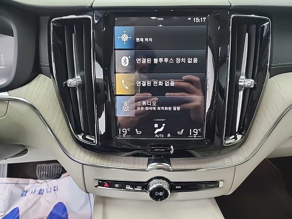 볼보 XC60 XC60(2세대) T8 AWD 인스크립션 이미지 10