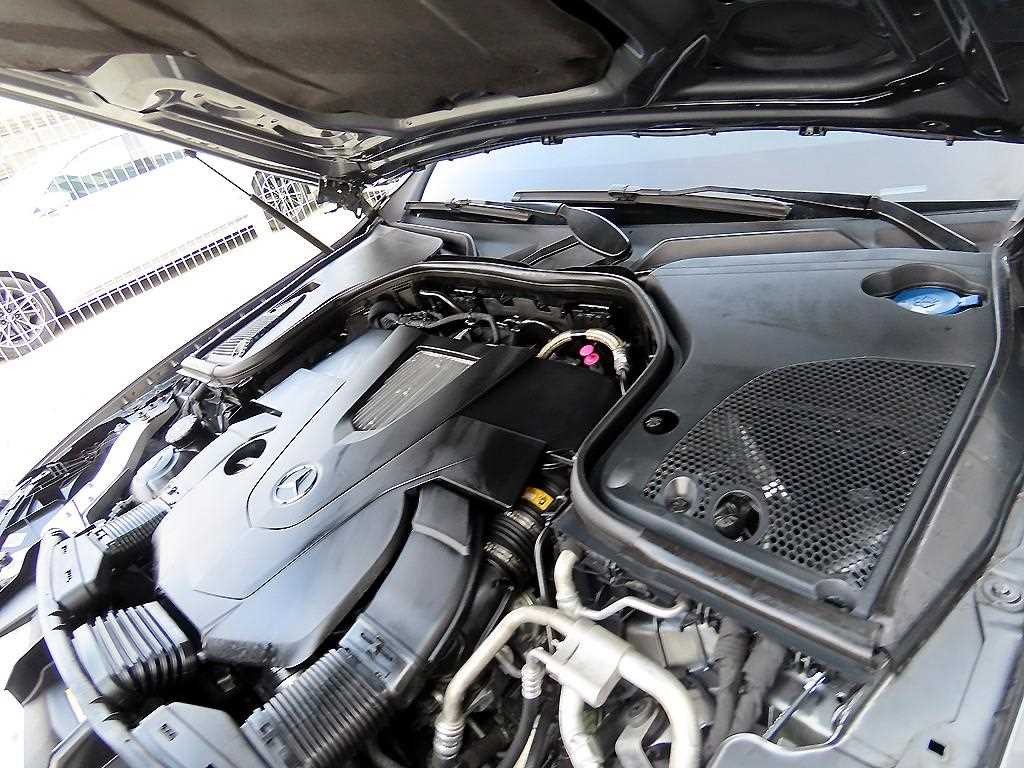 벤츠 E 클래스 E-클래스 W213 E400 4MATIC 익스클루시브 이미지 19