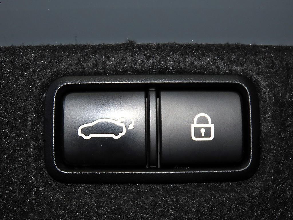 제네시스 G80 3.3 GDI AWD 프리미엄 럭셔리 이미지 16
