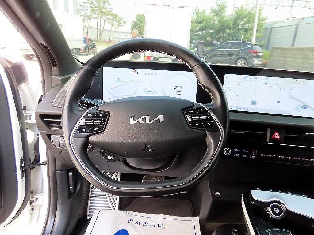 기아 EV6 롱레인지 AWD GT Line 이미지 8