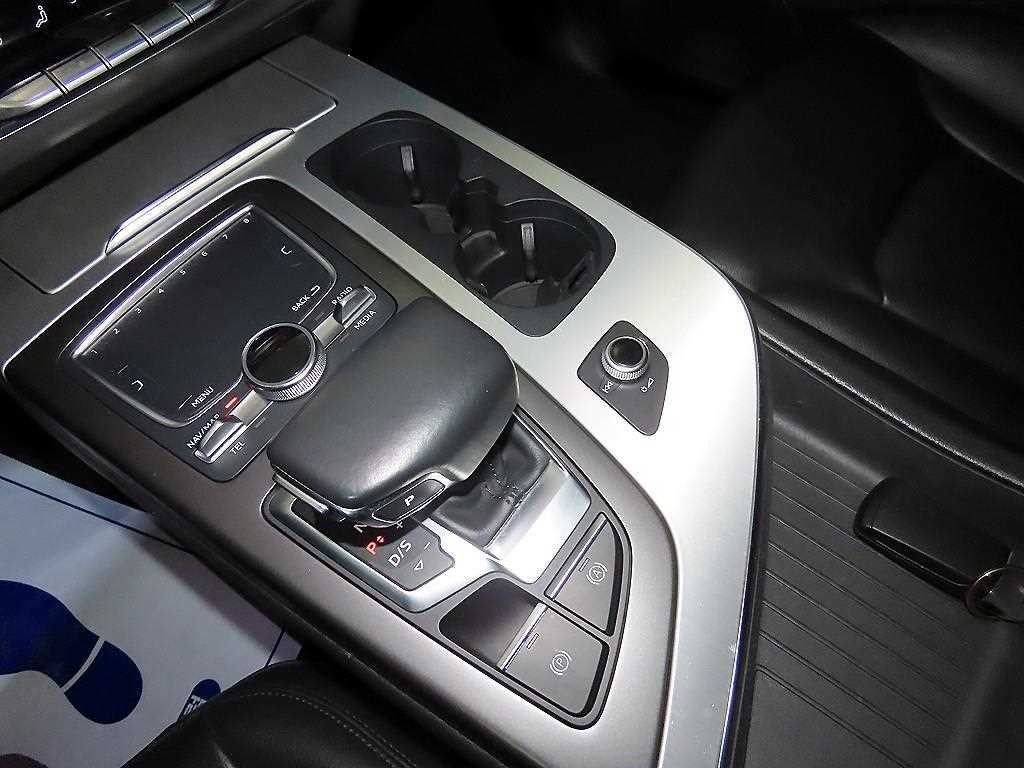 아우디 Q7 Q7 (4M) 45 TFSI 콰트로 이미지 12