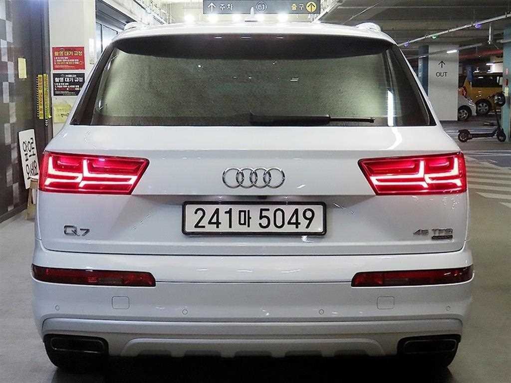아우디 Q7 Q7 (4M) 45 TFSI 콰트로 이미지 5