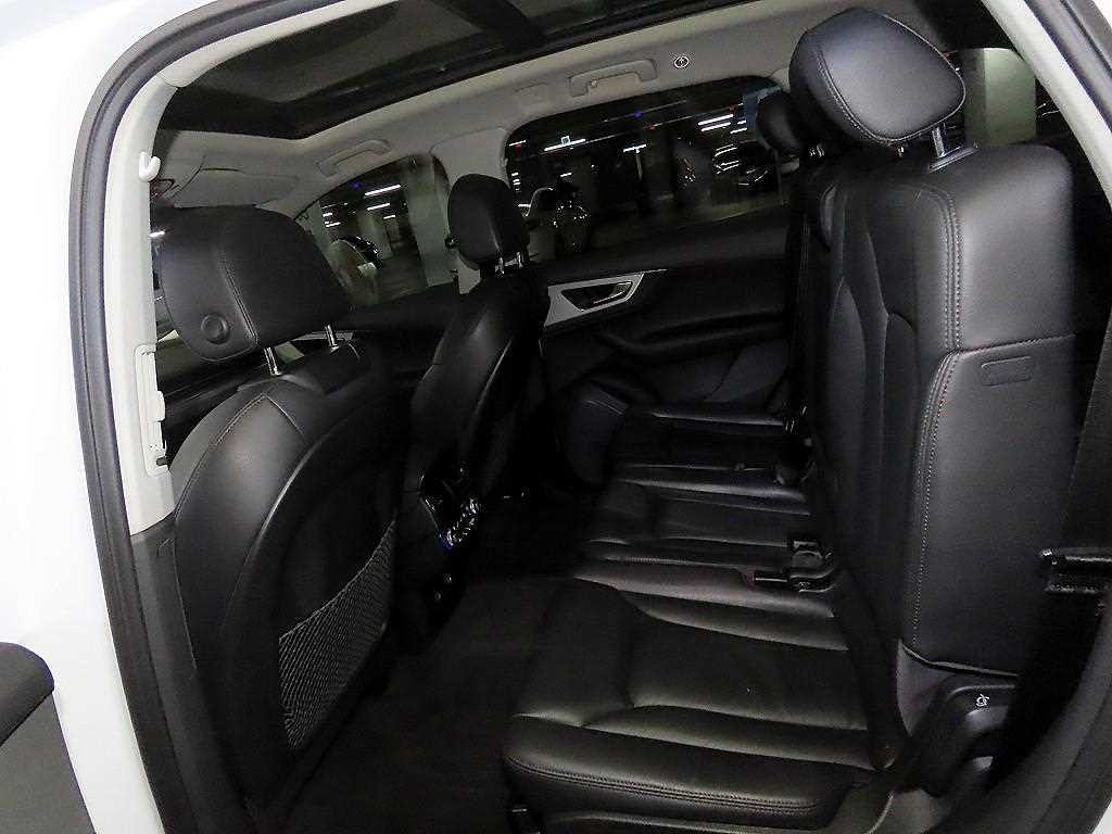 아우디 Q7 Q7 (4M) 45 TFSI 콰트로 이미지 7