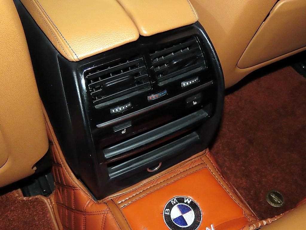 BMW 5시리즈 5시리즈 (G30) 520d M 스포츠 플러스 이미지 13
