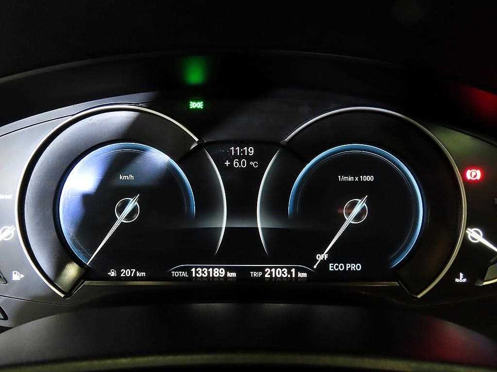 BMW 5시리즈 5시리즈 (G30) 520d M 스포츠 플러스 이미지 9