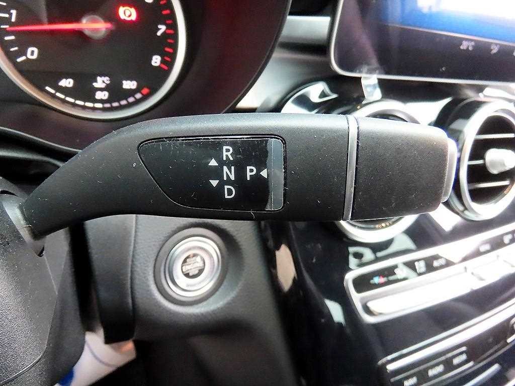 벤츠 C 클래스 C클래스 W205 C200 이미지 10