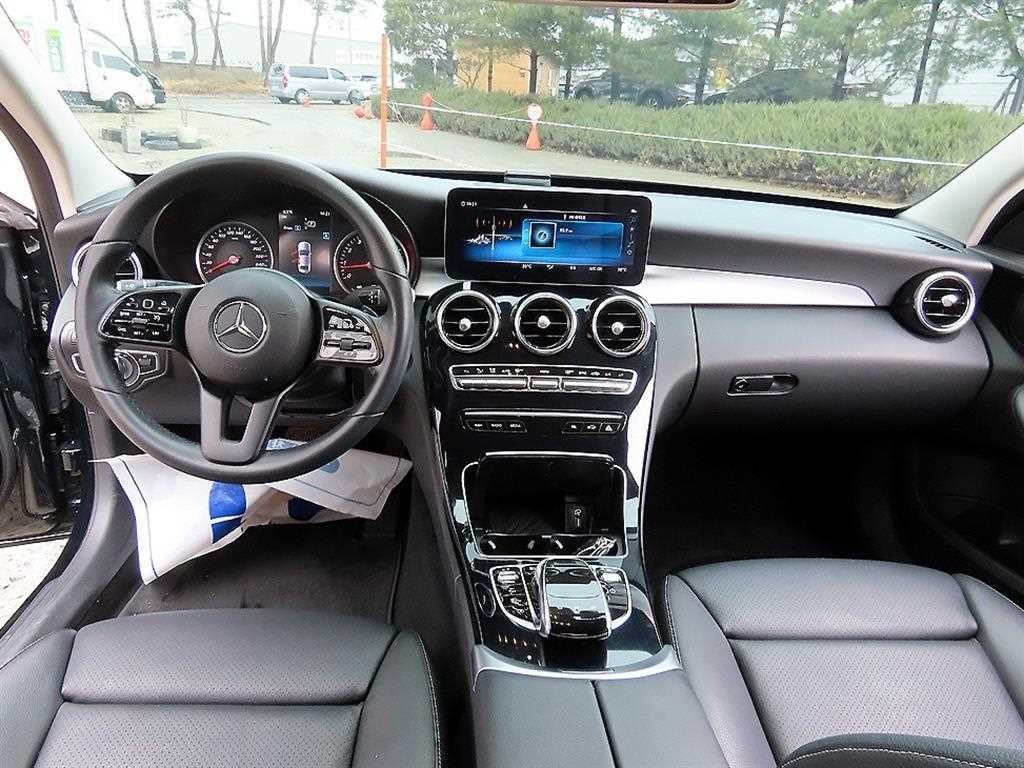 벤츠 C 클래스 C클래스 W205 C200 이미지 7