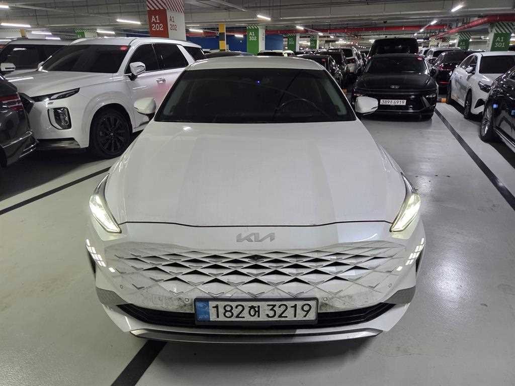 기아 K8 2.5 2WD 시그니처 이미지 2