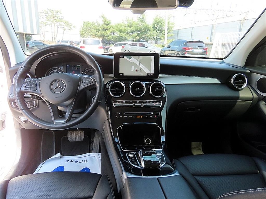 벤츠 GLC 클래스 GLC클래스 X253 GLC 350 e 4MATIC 이미지 7