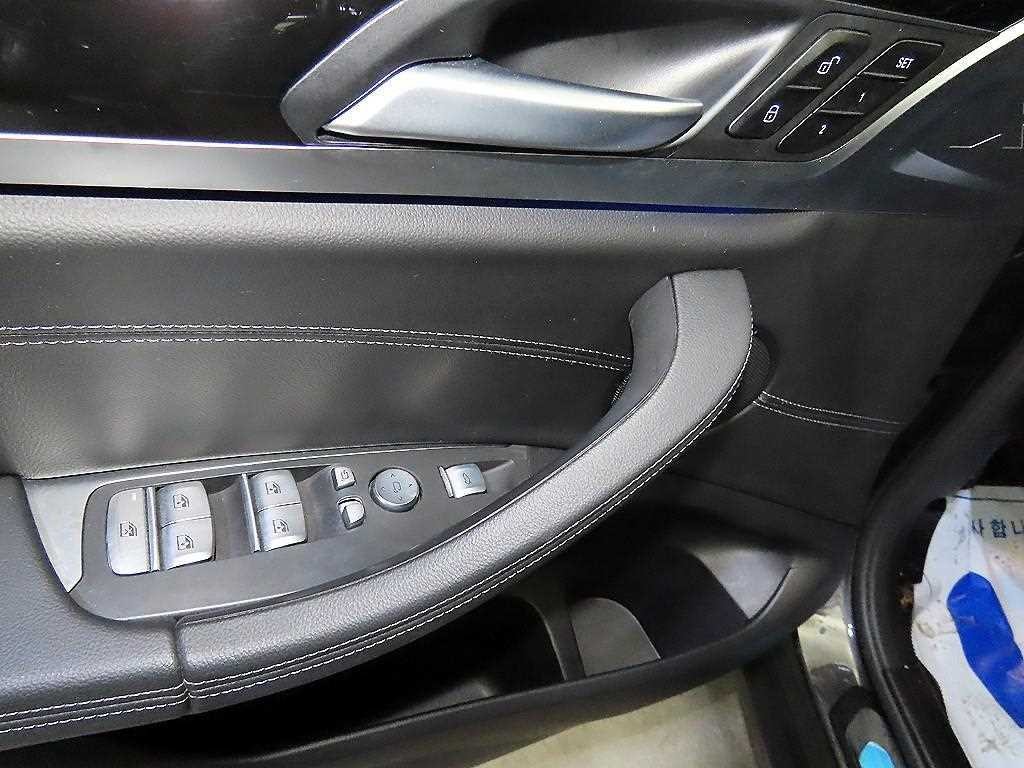 BMW X4 X4 (G02) xDrive 20i xLine 이미지 13