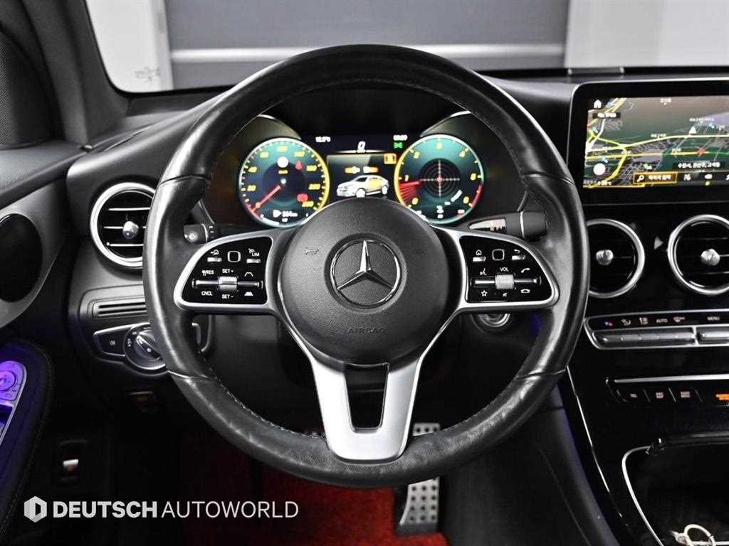 벤츠 GLC 클래스 GLC클래스 X253 GLC 220 d 4MATIC 쿠페 이미지 13