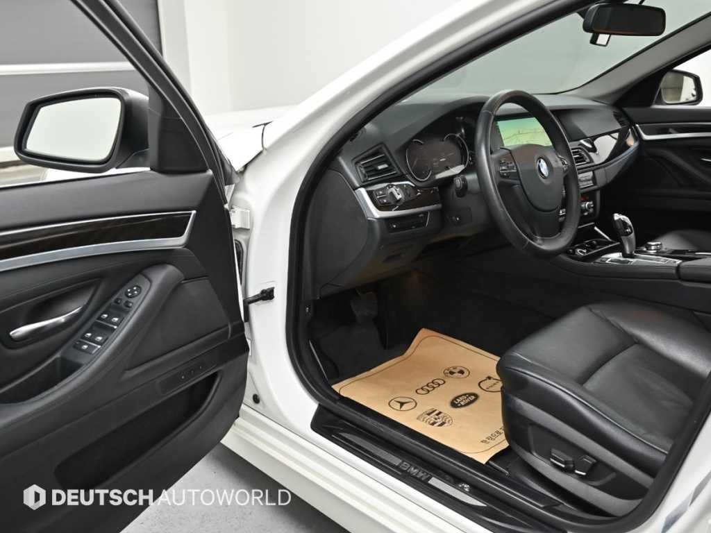 BMW 5시리즈 5시리즈 (F10) 520d 이미지 11