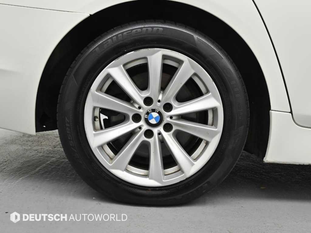 BMW 5시리즈 5시리즈 (F10) 520d 이미지 5