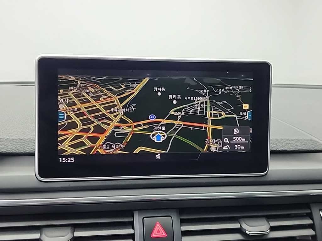 아우디 A4 A4 (B9) 30 TDI 이미지 14