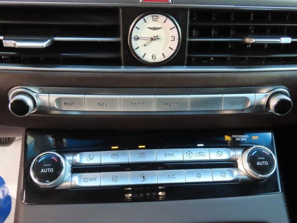 제네시스 G90 3.8 GDI AWD 프레스티지 이미지 14