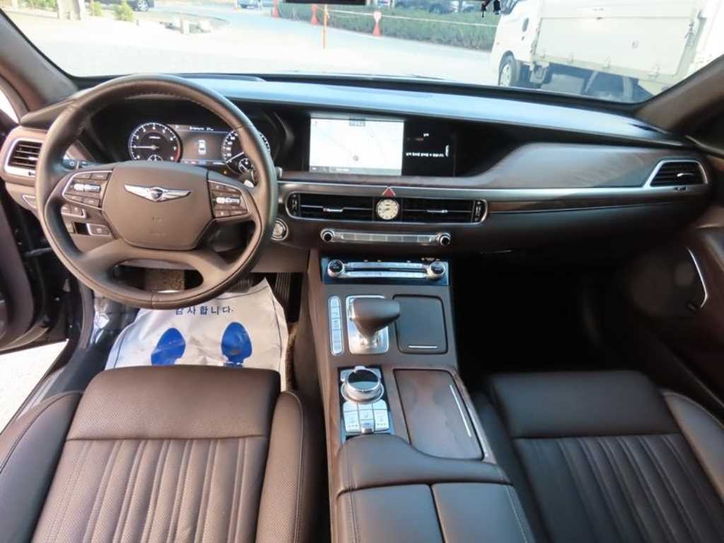 제네시스 G90 3.8 GDI AWD 프레스티지 이미지 9