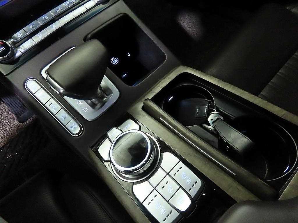 제네시스 G90 3.8 GDI AWD 프리미엄 럭셔리 이미지 15
