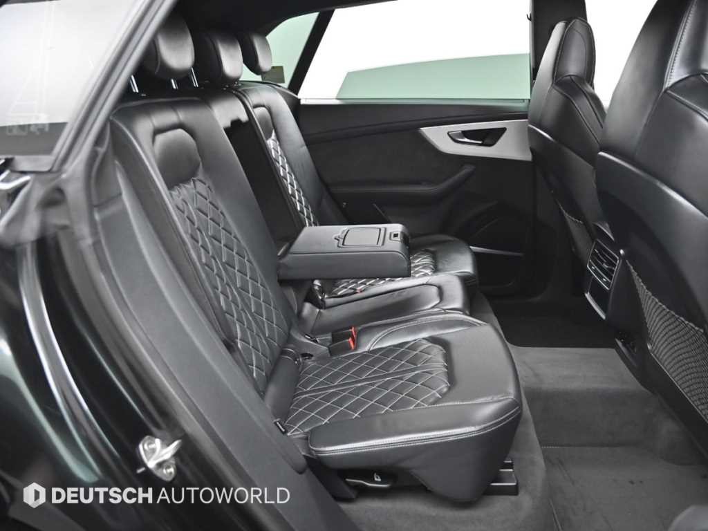 아우디 Q8 55 TFSI 콰트로 프리미엄 이미지 12