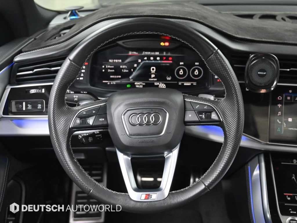 아우디 Q8 55 TFSI 콰트로 프리미엄 이미지 13