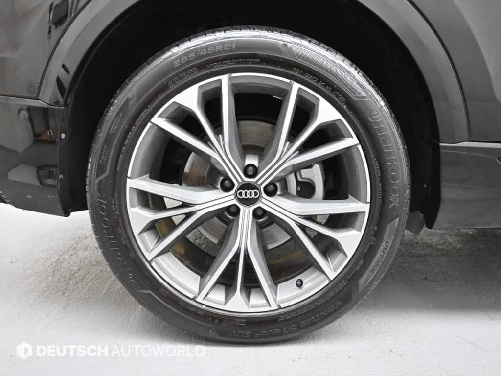 아우디 Q8 55 TFSI 콰트로 프리미엄 이미지 5
